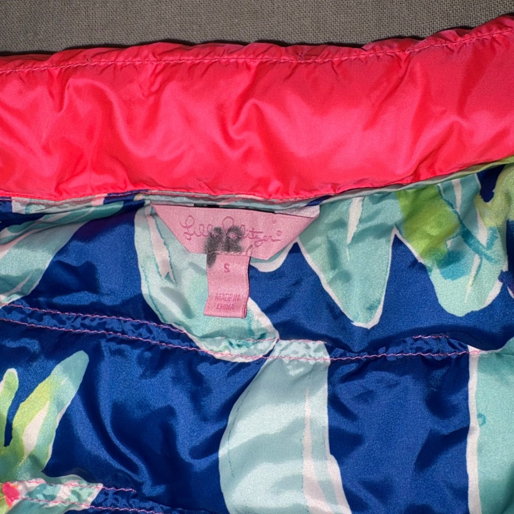 Lilly Pulitzer Womens Neon Pink Quilted Peplum Puffer Vest Floral Lining Small - Picture 3 of 7